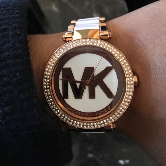 COPY - ๐บ๐NWT Authentic Michael Kors White Rose Gold๐บ๐ - Picture 4 of 4